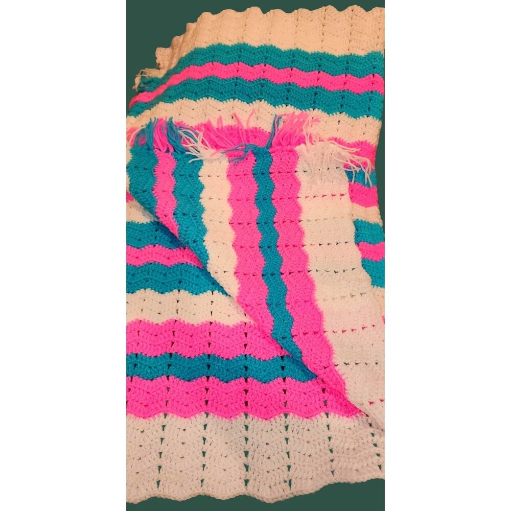 Handmade Crochet Afghan Blanket Pink/White/Blue Wave Pattern Throw New